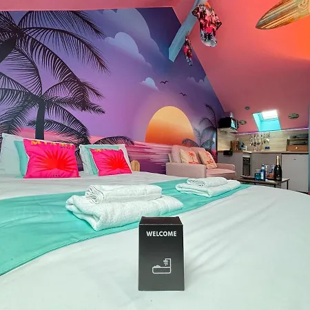 Apartment - Miami Vice - Proche Avenue De Champagne