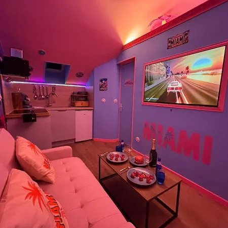 Apartment - Miami Vice - Proche Avenue De Champagne Épernay